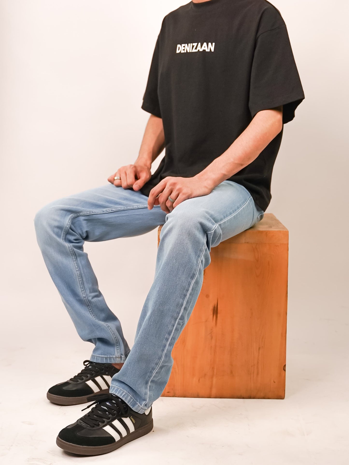 DENIM JEANS | LIGHT BLUE